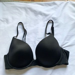 Victoria’s Secret light push up bra